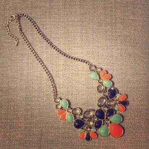 Statement necklace